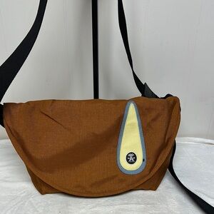 Collectible Crumpler Clamshell Bag 2005 Cher Farewell Tour New